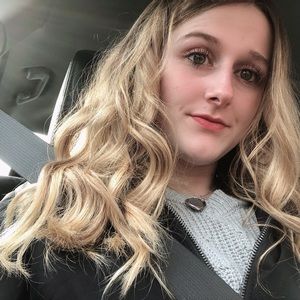 Meet your Posher, Bailey